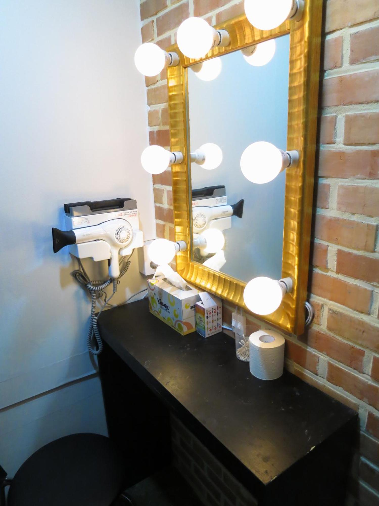 Inno Hostel & Pub Lounge Hongdae โซล ภายนอก รูปภาพ