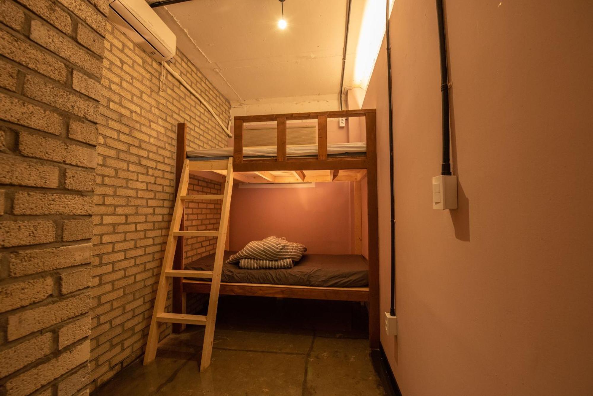 Inno Hostel & Pub Lounge Hongdae โซล ภายนอก รูปภาพ