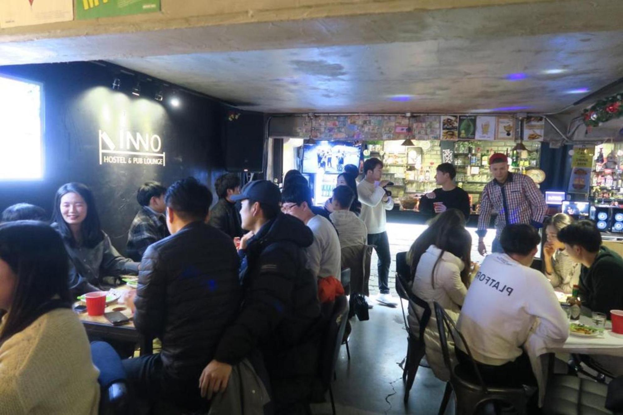 Inno Hostel & Pub Lounge Hongdae โซล ภายนอก รูปภาพ